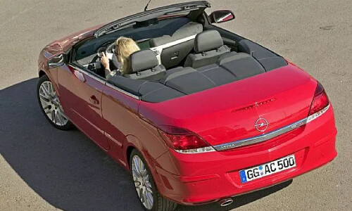 Opel Astra Twin Top #11