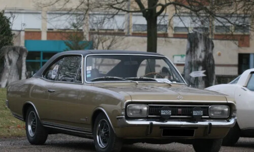 Opel Commodore #10