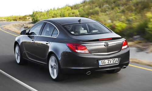 Opel Insignia 2.0 TDCI #8