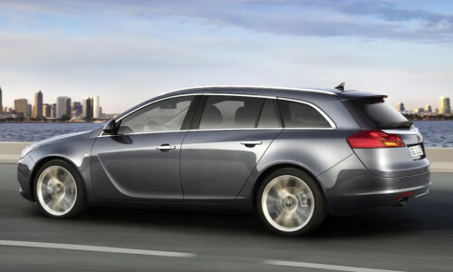 Opel Insignia 2.0 TDCI #9