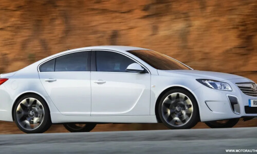 Opel Insignia OPC #12