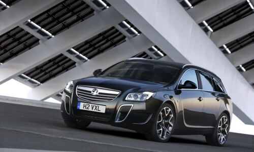 Opel Insignia OPC Sports Tourer #8