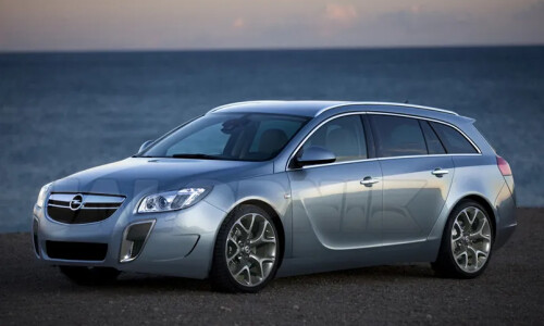 Opel Insignia OPC Sports Tourer #18