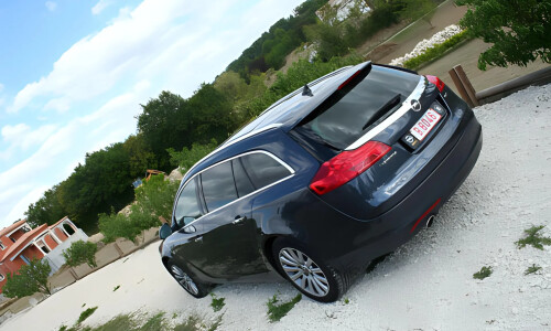 Opel Insignia Sports Tourer 1.6 #4
