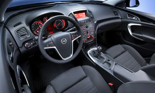 Opel Insignia Sports Tourer 1.6 #8