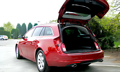 Opel Insignia Sports Tourer 1.6 #10