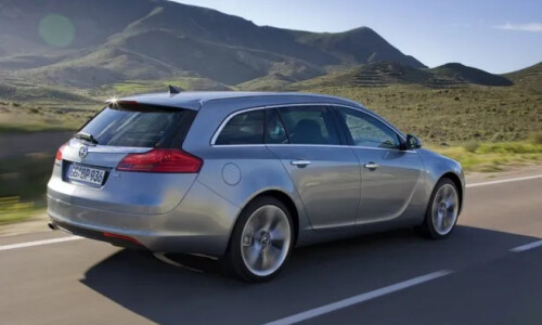 Opel Insignia Sports Tourer 1.6 #11