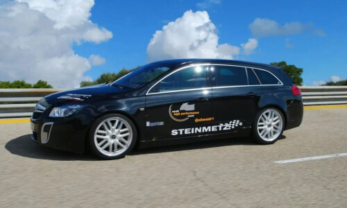 Opel Insignia Sports Tourer #12