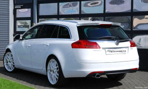 Opel Insignia Sports Tourer #16