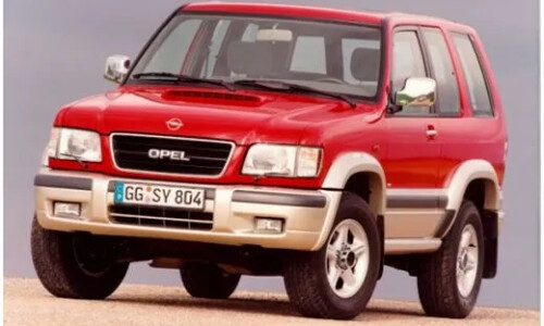 Opel Monterey #8