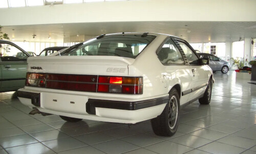 Opel Monza #9