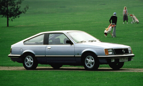 Opel Monza #11