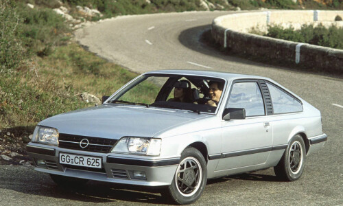 Opel Monza #15