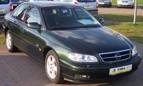 Opel Omega #2