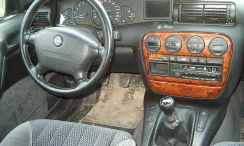 Opel Omega #4