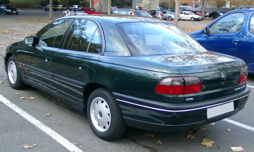 Opel Omega #12