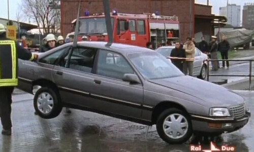 Opel Senator #9
