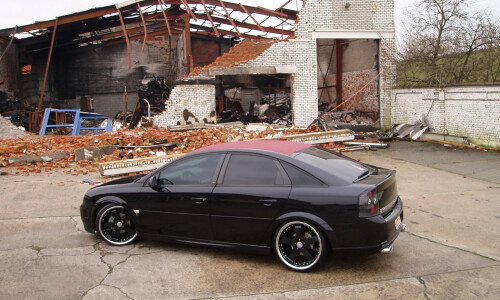 Opel Vectra GTS #2