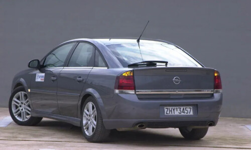 Opel Vectra GTS #10