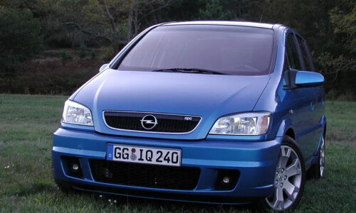 Opel Zafira OPC #4