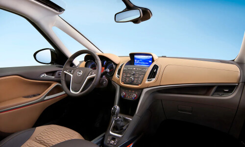 Opel Zafira Tourer #6