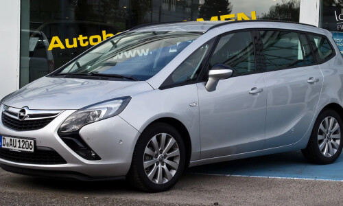 Opel Zafira Tourer #7