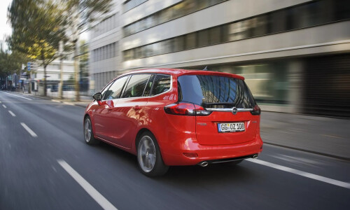 Opel Zafira Tourer 2.0 BiTurbo #3