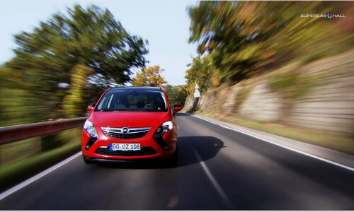 Opel Zafira Tourer 2.0 BiTurbo #13