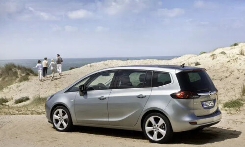 Opel Zafira Tourer ecoFLEX #3