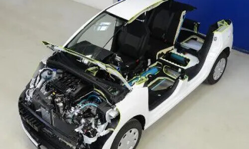 Peugeot 2008 HYbrid Air #17
