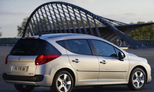 Peugeot 207 SW Hdi 110 #8
