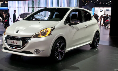 Peugeot 208 #2