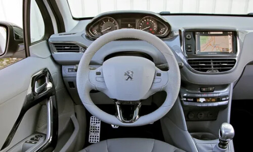 Peugeot 208 e-HDi #5