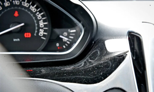 Peugeot 208 e-HDi #14
