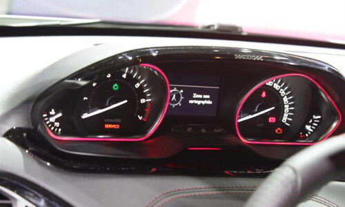 Peugeot 208 GTi #9