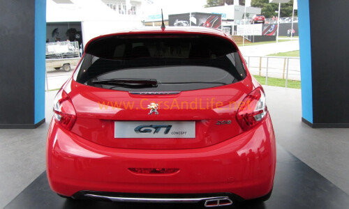 Peugeot 208 GTi #15