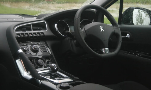 Peugeot 3008 HYbrid 4 #9