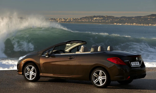 Peugeot 308 CC #5