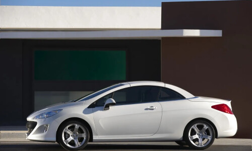 Peugeot 308 CC #9
