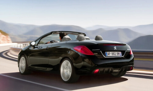 Peugeot 308 Coupe #13