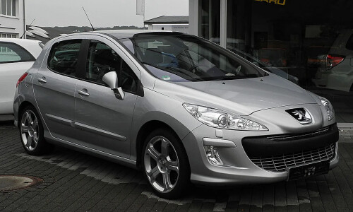 Peugeot 308 HDi FAP 135 #2