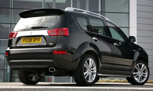 Peugeot 4007 #13