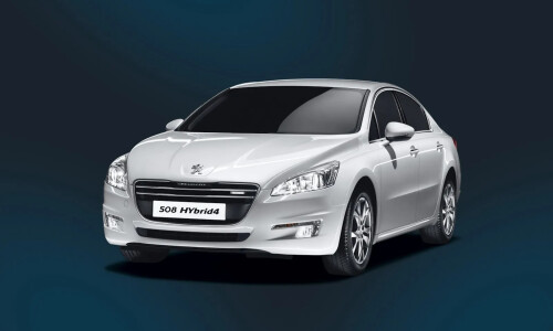 Peugeot 508 Hybrid4 #6