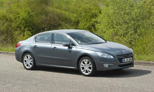 Peugeot 508 Hybrid4 #7