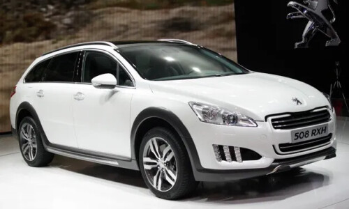 Peugeot 508 Hybrid4 #9
