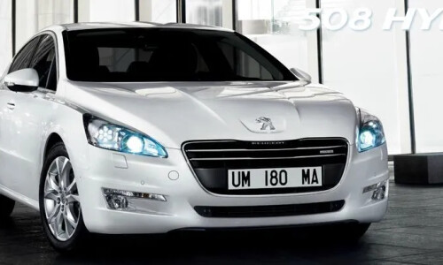 Peugeot 508 Hybrid4 #18