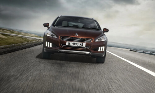 Peugeot 508 RXH #9
