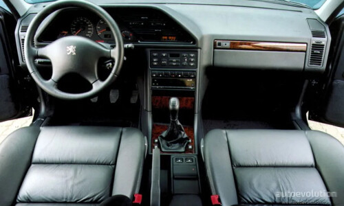 Peugeot 605 #12