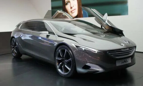 Peugeot 608 #15