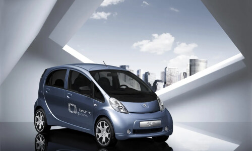 Peugeot iOn #2